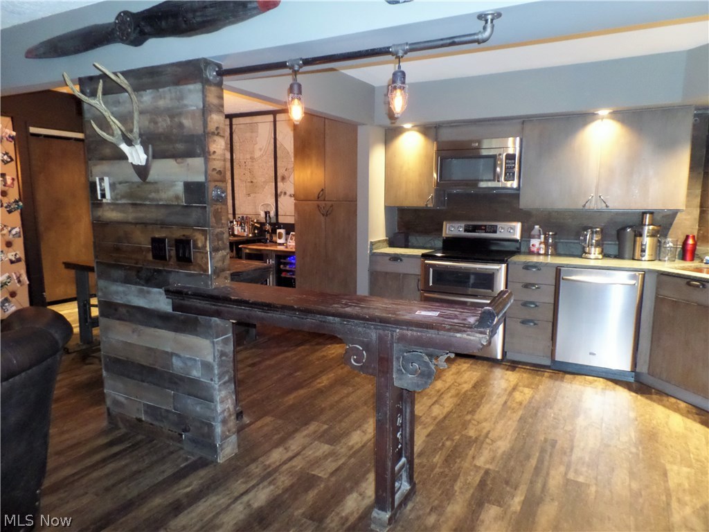 Stony Ridge Hill Condo - Residential