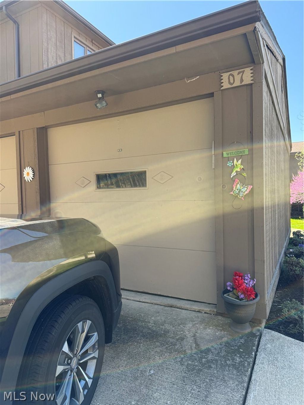 Photo of 7607 Creekwood Drive, North Royalton, OH 44133 (MLS # 5203064)