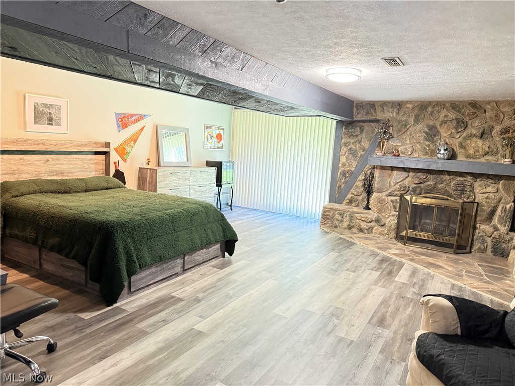 Chaunticlair Condo - Residential