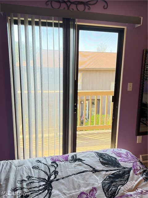 Tiny photo for 7607 Creekwood Drive, North Royalton, OH 44133 (MLS # 5203064)