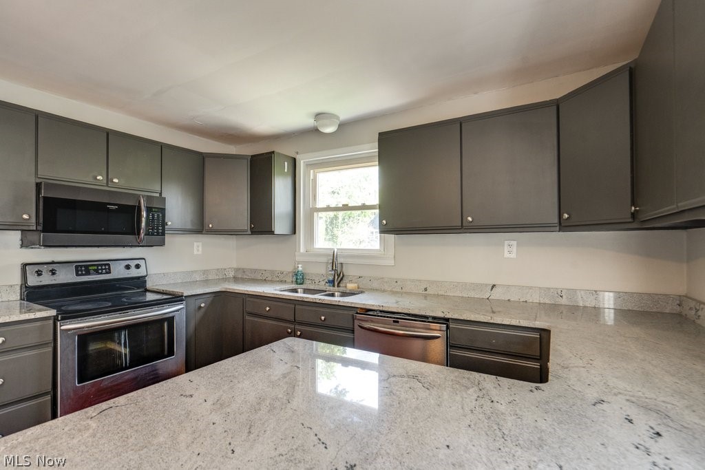 Hawthorne Estates - Residential