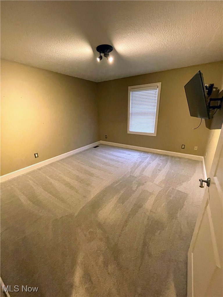 Knollbrook Sub - Residential