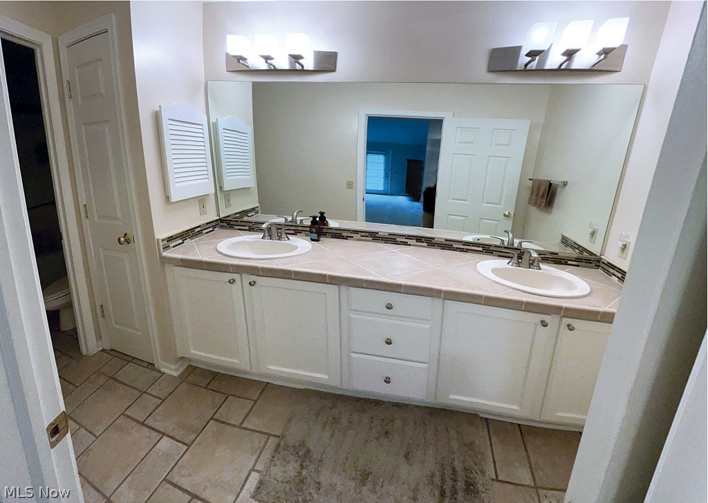 Reserves/Aurora Condo Ph Xv - Residential