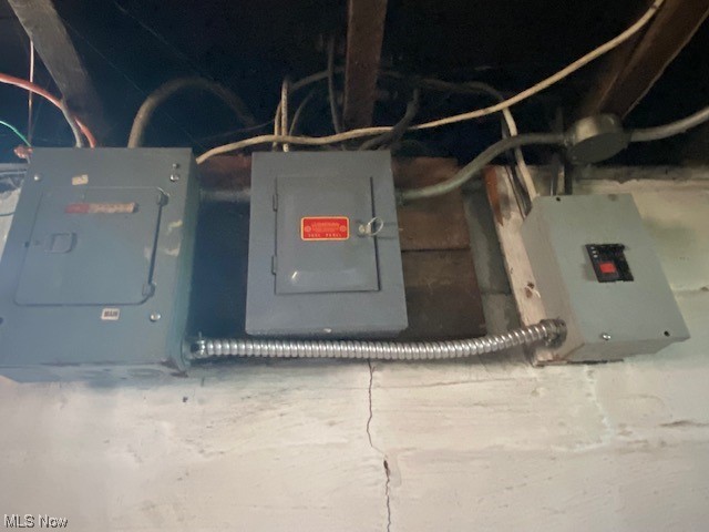 A C Spears 02 - Residential