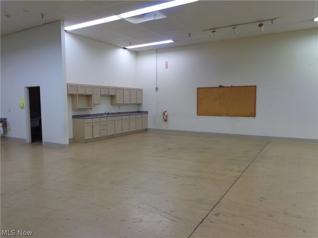 Spencer - Commercial Sale