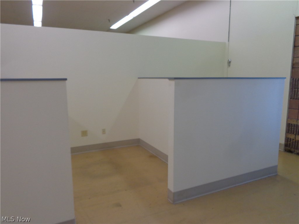 Spencer - Commercial Sale