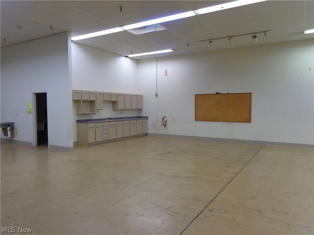 Spencer - Commercial Sale