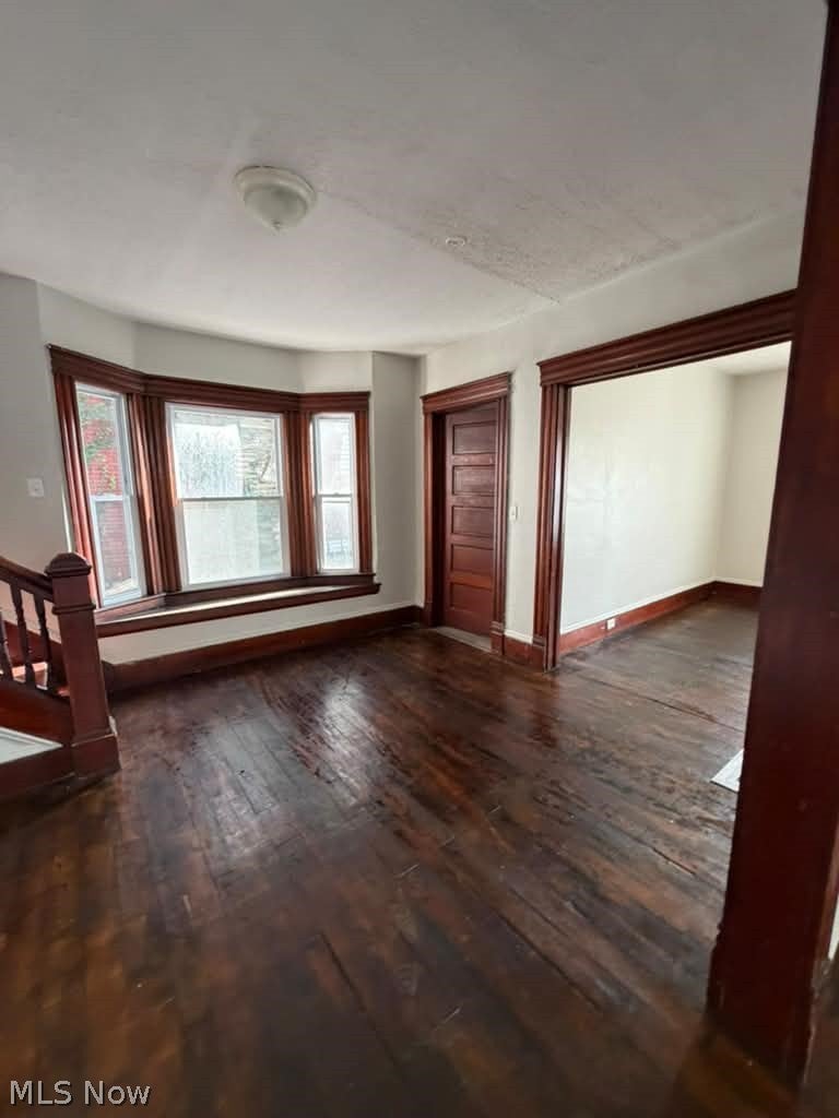 1439 E 110th Street