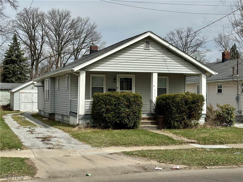 633 E Archwood Avenue, Akron, Ohio image 13