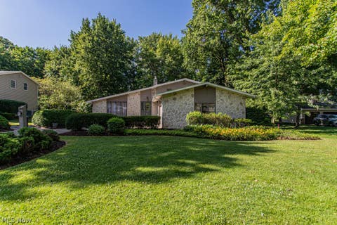 Tiny photo for 9628 Cain Drive NE, Warren, OH 44484 (MLS # 5221439)