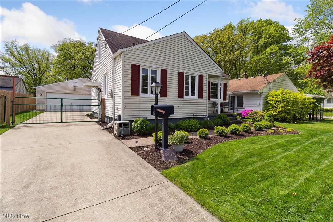 605 Harvard Avenue, Elyria, Ohio image 2