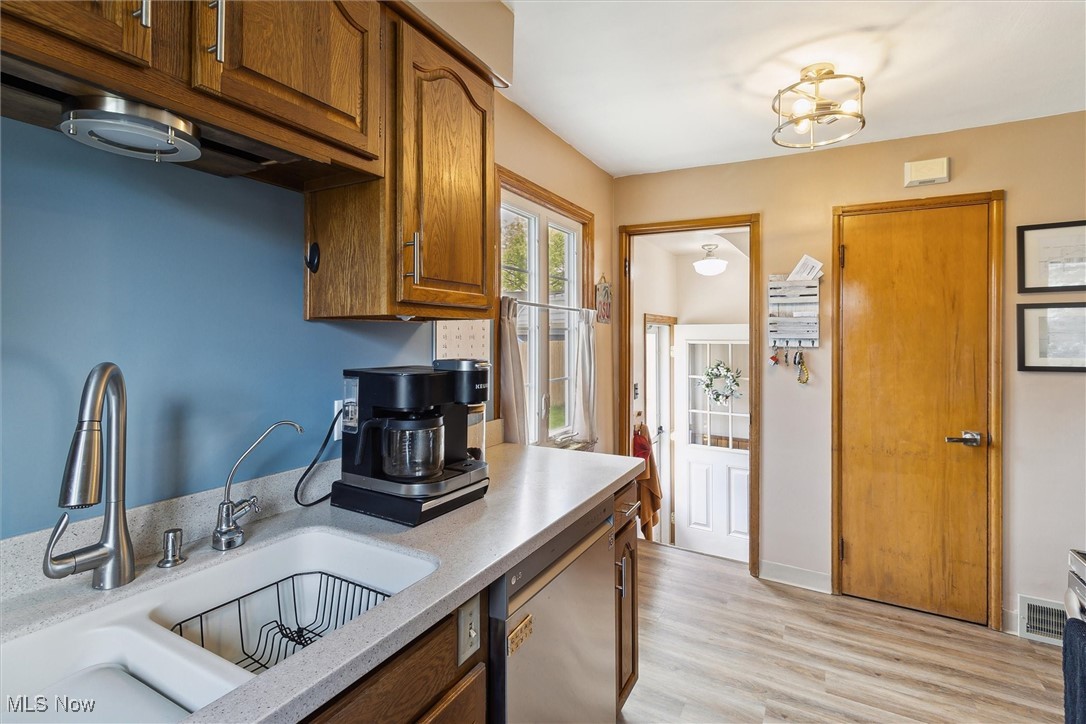 605 Harvard Avenue, Elyria, Ohio image 9