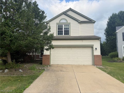 Homes For Sale - 8700 Chesea Court<br/> Northfield Twp, OH 44067