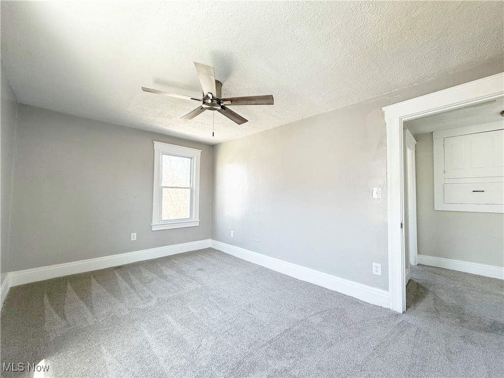 2434 E 33rd Street, Lorain, Ohio image 35