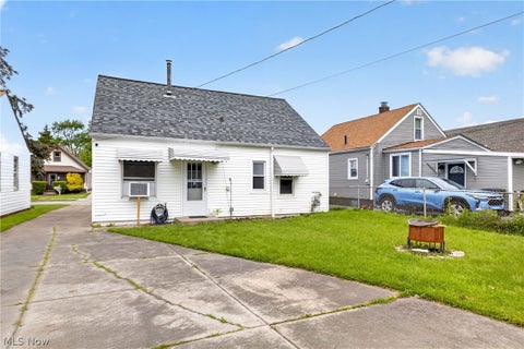 Tiny photo for 4495 W 149th Street, Cleveland, OH 44135 (MLS # 5210117)