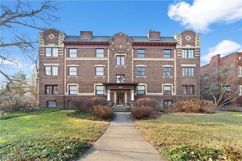 Photo for 2472 Overlook Road 7