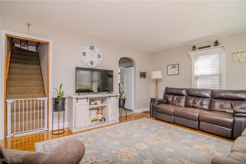 Tiny photo for 4055 Highland Avenue, Shadyside, OH 43947 (MLS # 5203026)