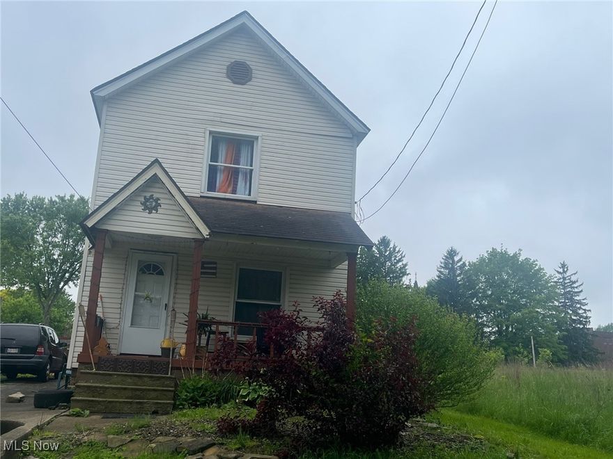 A great home on a dead end street.  This 2 story home has 2 bedrooms and 1 bath.  There's a living room, dining room and kitchen on the first floor. The patio doors in the kitchen leads to the fenced in back yard.  A semi-open floor plan.  Updates include replacement windows and patio door.  Furnace is maintained.  Priced to sell!  Must see!  Call for your tour today!