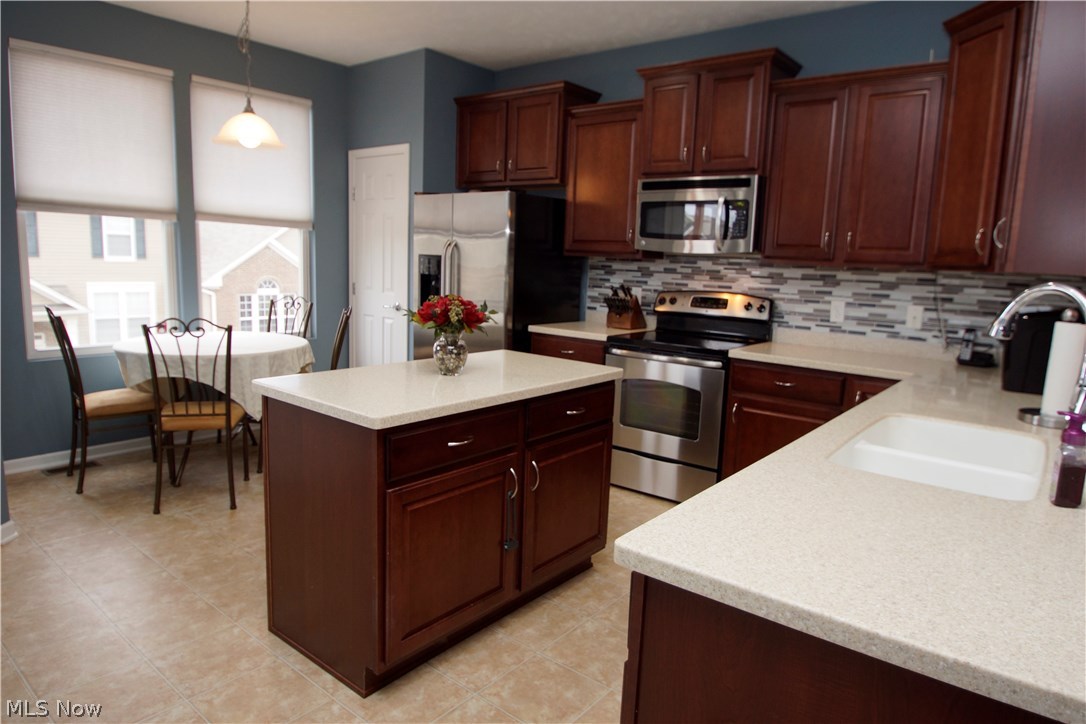 Montrose Park Ph 1 - Residential