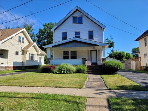 Homes For Sale - 4222 Behrwald Avenue<br/> Cleveland, OH 44109