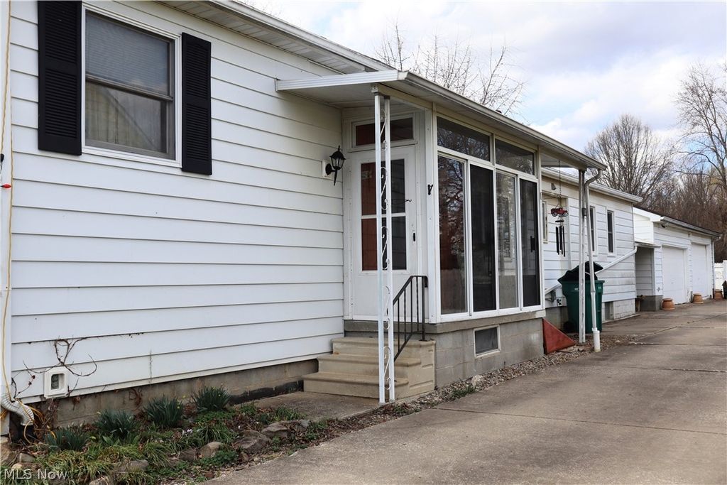 Photo of 5580 Charleston Road, Newton Falls, OH 44444 (MLS # 5193087)