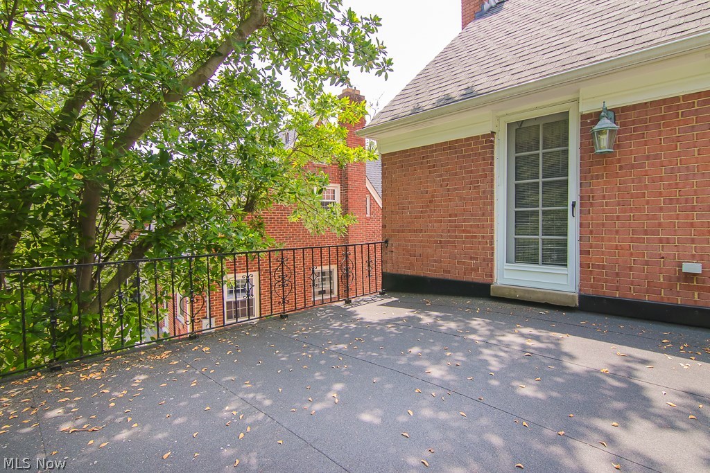 H D Coffinberry Estate - Residential