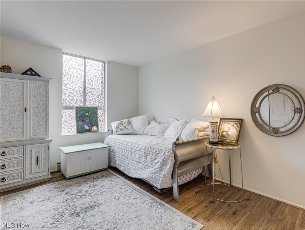 Silver Lake Towers Condo - Residential