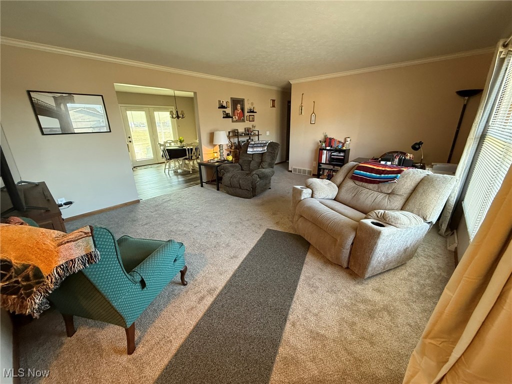 225 Jessica Drive, Dover, Ohio image 6