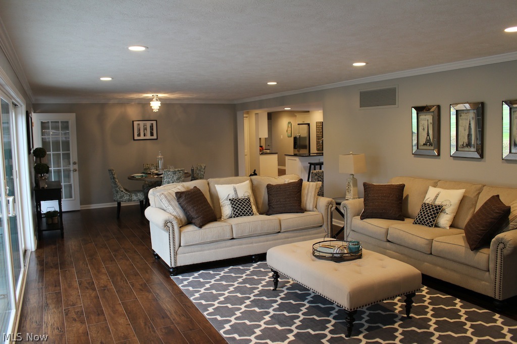 Lake Forest - Residential