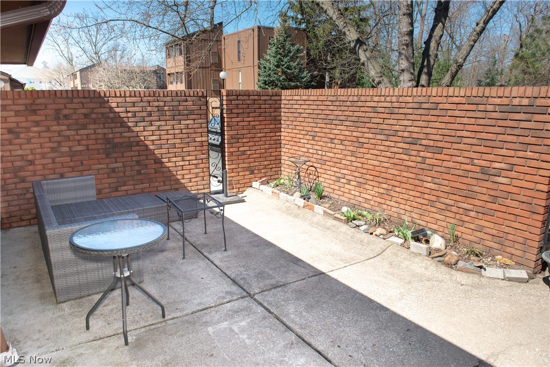 Smugglers Cove Condo 03 - Residential