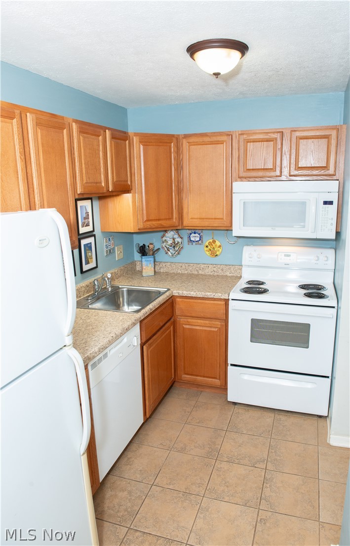 Smugglers Cove Condo 03 - Residential