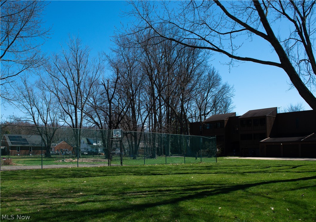 Smugglers Cove Condo 03 - Residential