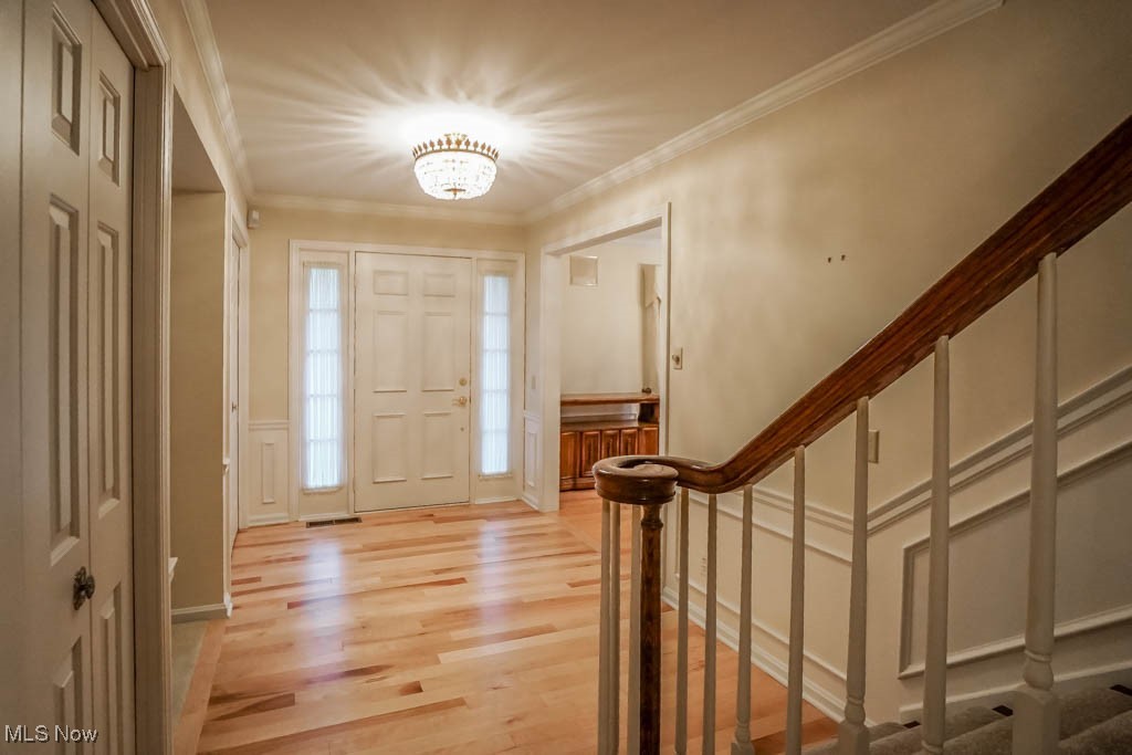 5352 Fitzjames Drive NW