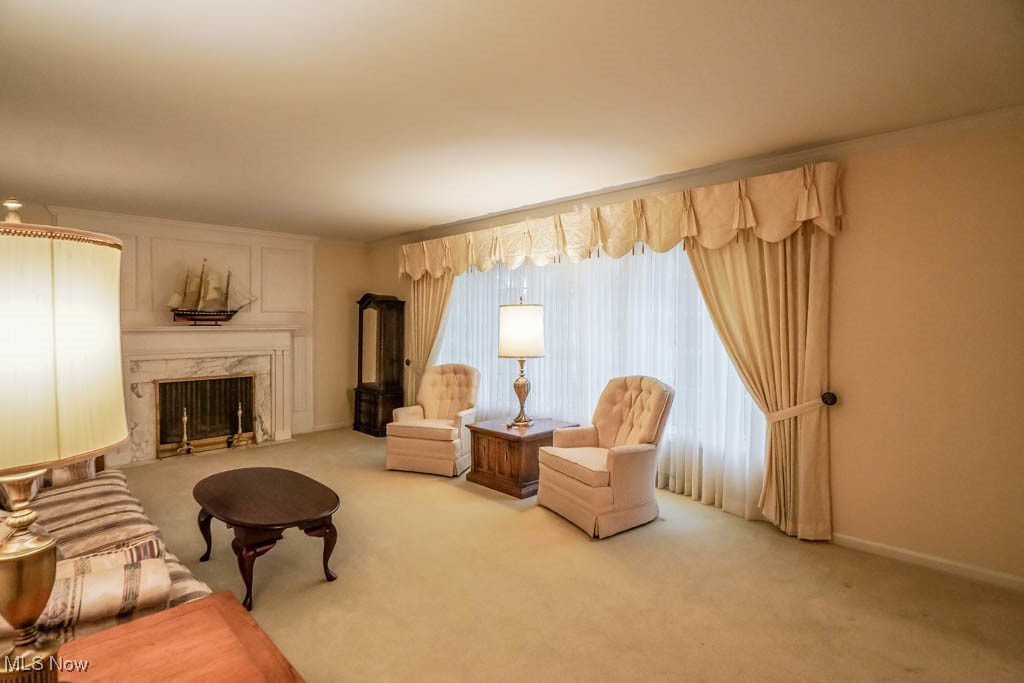 5352 Fitzjames Drive NW