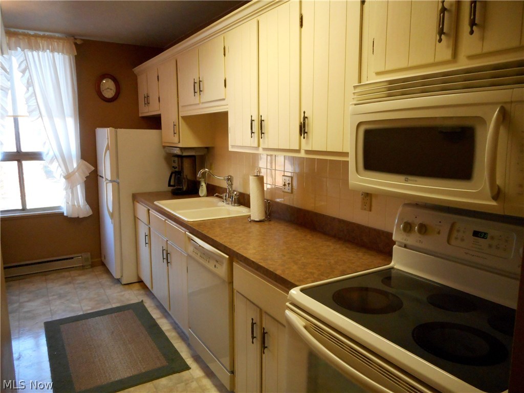 Silver Lake Towers Condo - Residential