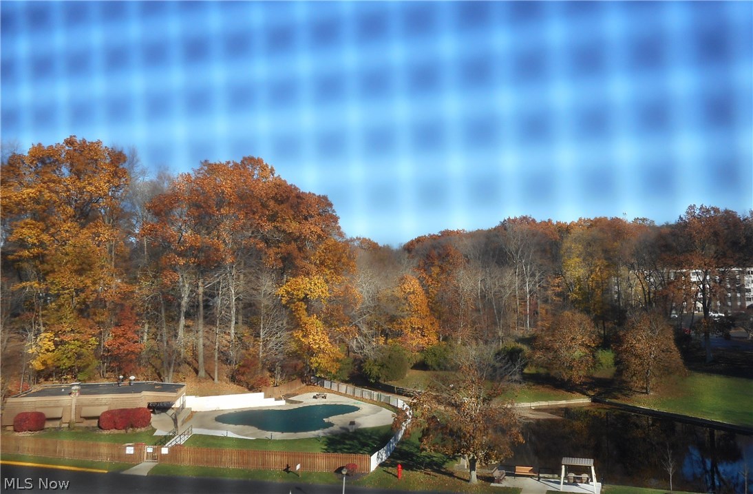 Silver Lake Towers Condo - Residential