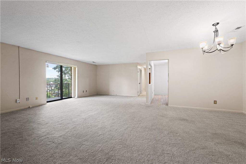 Photo of 550 Tollis Parkway #307, Broadview Heights, OH 44147 (MLS # 5188834)