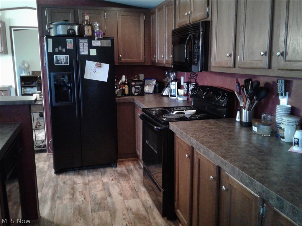 Leaders Mobile Home Park - Residential