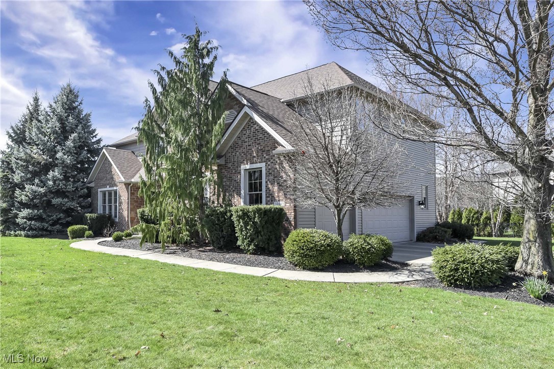 32145 Ventanas Circle, Avon Lake, Ohio image 43