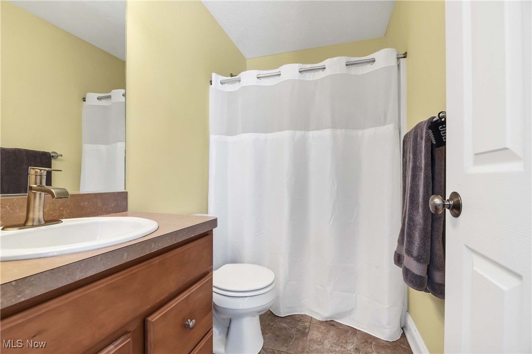 32145 Ventanas Circle, Avon Lake, Ohio image 30
