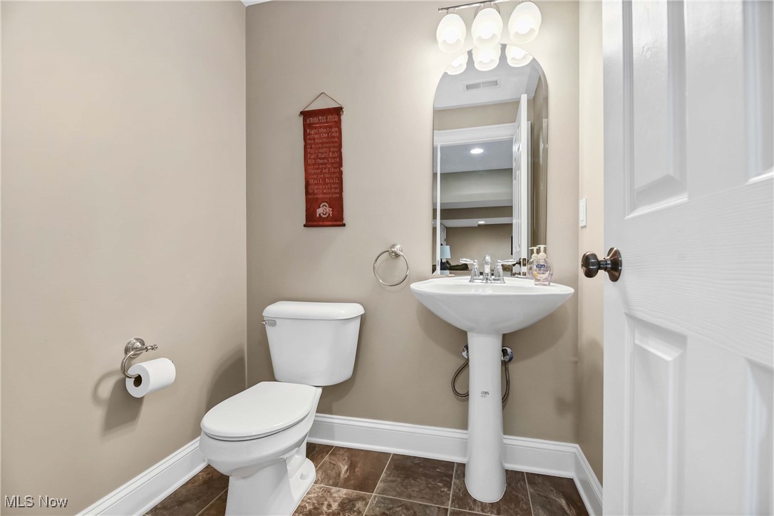 32145 Ventanas Circle, Avon Lake, Ohio image 39