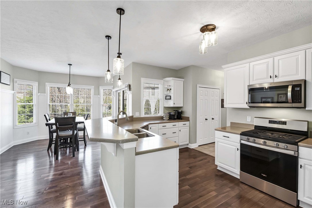 32145 Ventanas Circle, Avon Lake, Ohio image 14