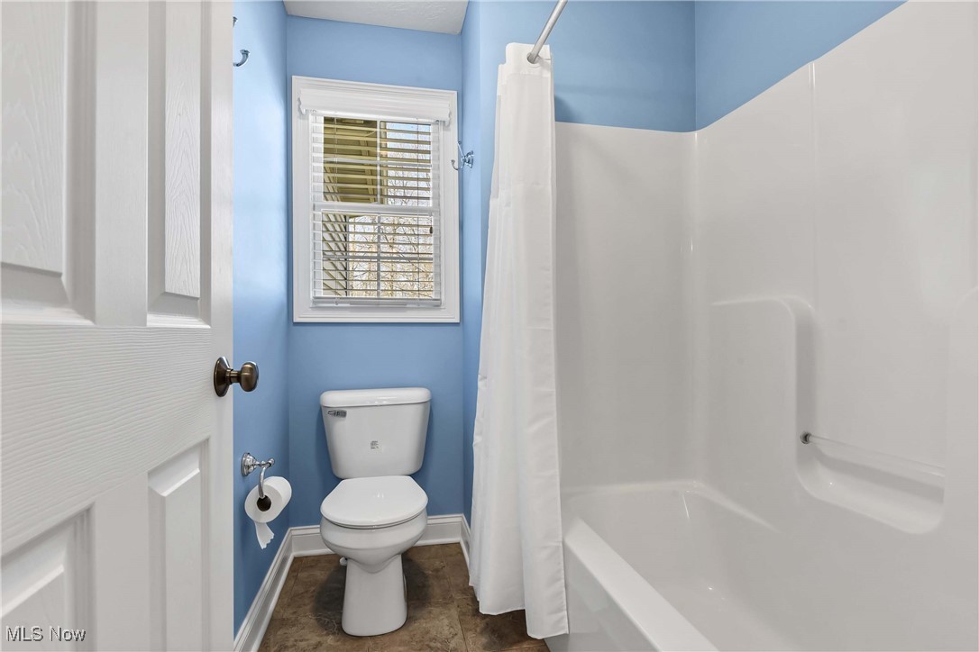 32145 Ventanas Circle, Avon Lake, Ohio image 27