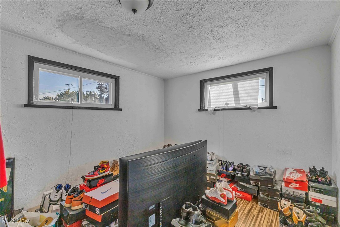 Moses - Residential Income