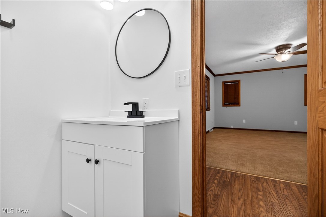 E A Markhams Richmond Manor S - Residential