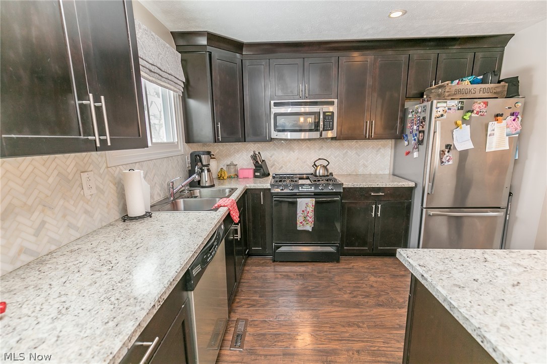 Eagle Oaks - Residential