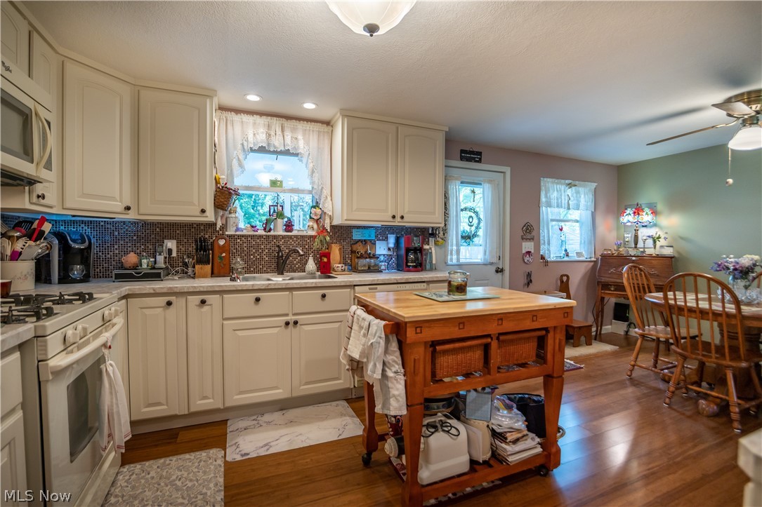 Glenwood Ac Sub - Residential