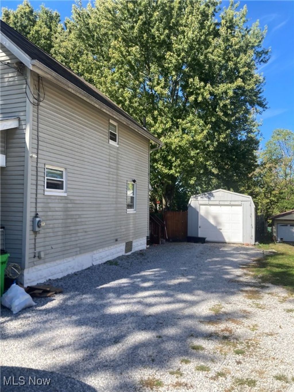 Photo of 589 Highland Avenue, Barberton, OH 44203 (MLS # 5164095)