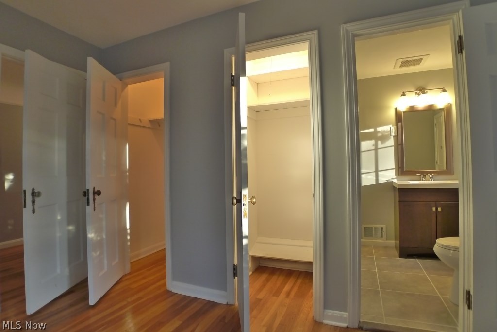 Van Sweringen Companys - Residential