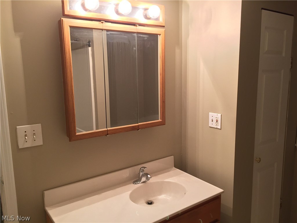 Barbertonb Realty Cos Eastern - Residential